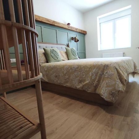 Nenuca Ii, El Paraiso En Oviedo Bagian luar foto